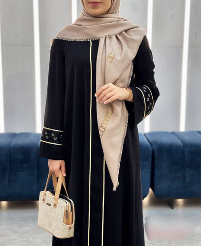 عبا زنانه مزونی حمیده